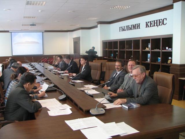 Налагодження міжнародних контактів